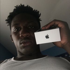 Meet your Posher, Nicholas